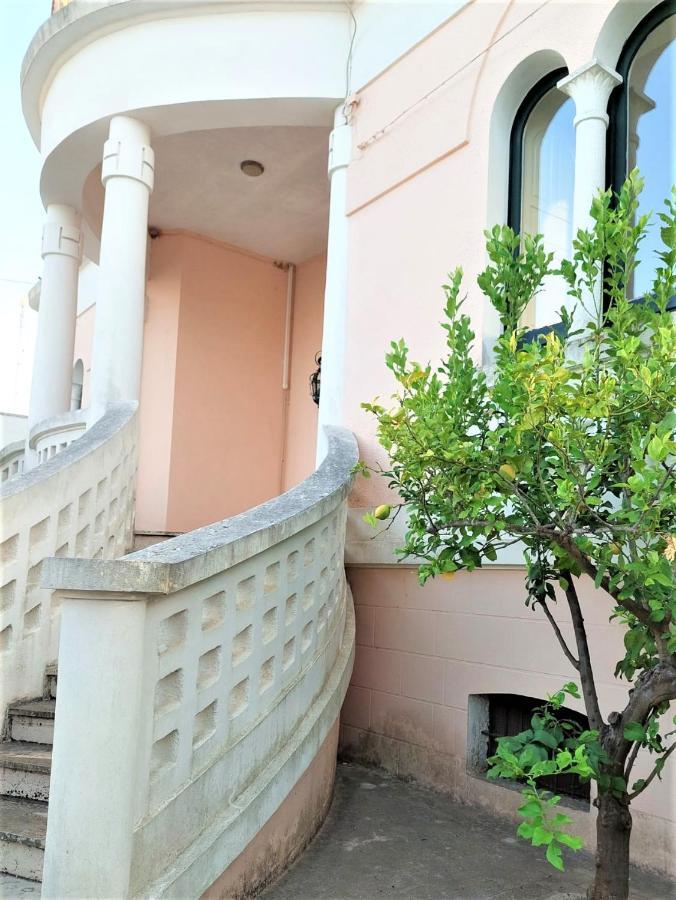 Villa Nel Salento - Ampie Camere E Giardino, Fino A 9 Persone Barbarano del Capo Exterior photo